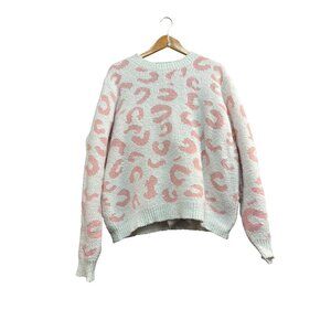 Pink & White Leopard Print Sweater & Shorts Set